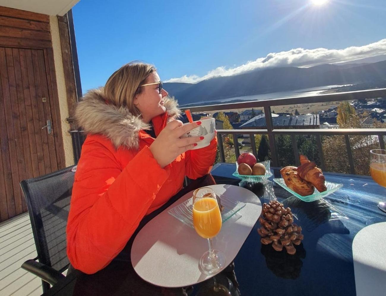 Appartement, Vue Lac Panoramique Avec Terrasse, Parking, Aux Angles 外观 照片